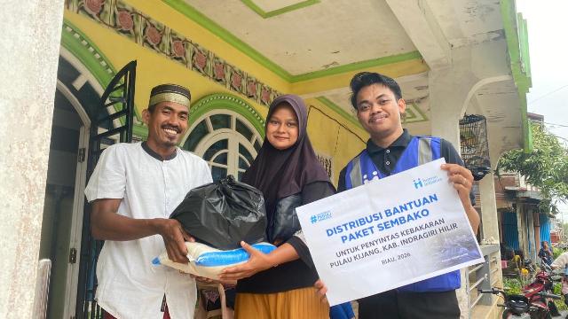 Human Initiative Ringankan Beban Korban Kebakaran Pulau Kijang Melalui Bantuan Sembako