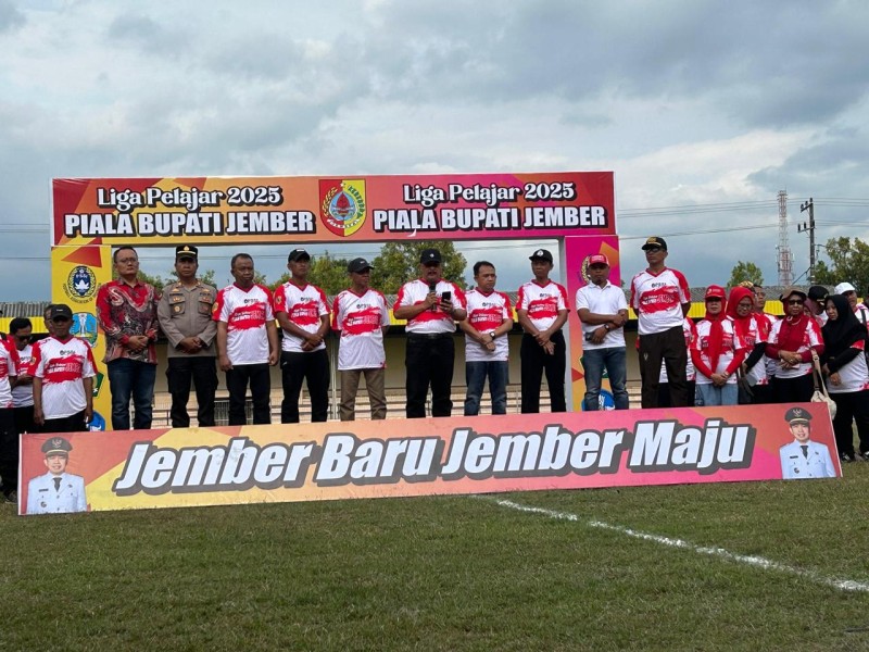 Kepala Dispora Puji Askab PSSI Jember