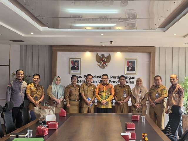 Jelang Penetapan RAPBN 2027, Hendry Munief Sinkronisasi Program dengan Dispar dan Disperindag Riau