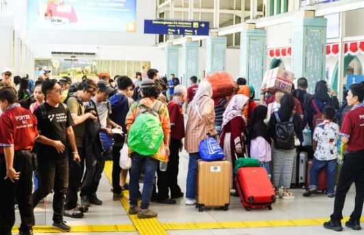 Tercatat! 10.646 Penumpang Manfaatkan Promo Merdeka Tiket Kereta Api