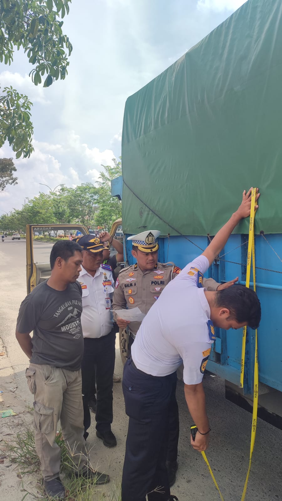Tindak Truk Tonase Besar, Tim Gabungan Operasi Bersama di Kota Pekanbaru