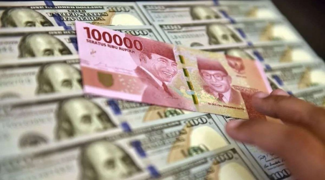 Nilai Tukar Rupiah Melemah Terhadap Dollar AS di Tengah Ketidakpastian Global