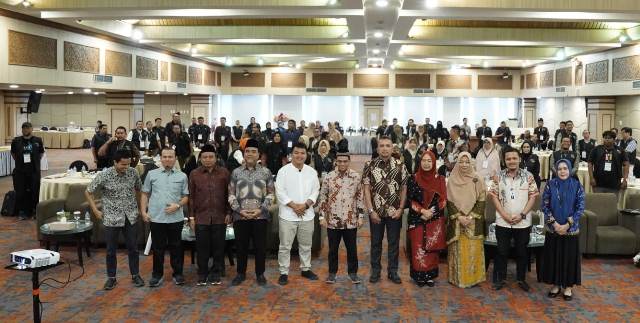 Dorong Pertumbuhan Sektor Pariwisata Riau, Hendry Munief Kembali Gelar Pelatihan bagi Pegiat Wisata
