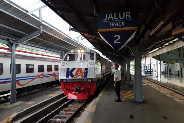 KAI Daop 3 Cirebon Catat Rekor 3,8 Juta Penumpang Sepanjang 2024