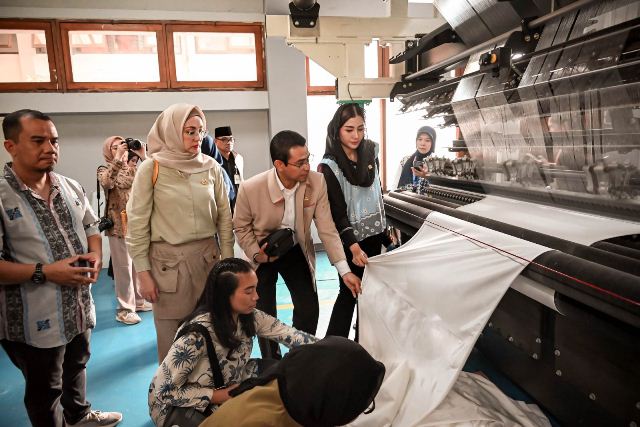 Industri Nasional Hadapi Tantangan Global, DPR Minta Sekolah Vokasi Diperkuat