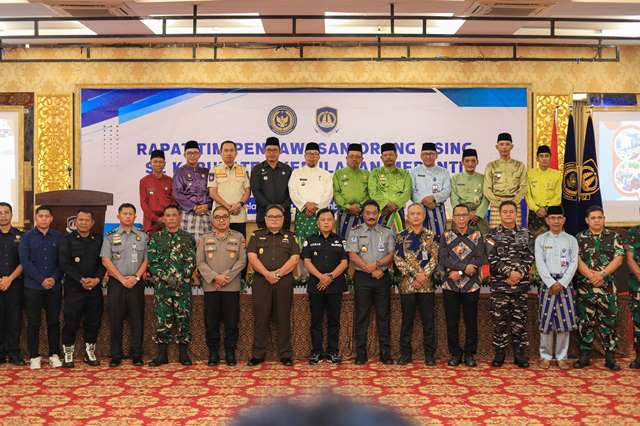 Bupati Meranti Hadiri Rapat Timpora 2025, Tegaskan Pentingnya Sinergi Pengawasan Orang Asing