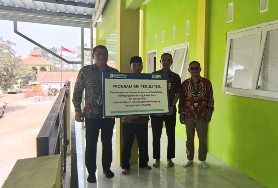 BRI Lumajang Salurkan Program TJSL, Perkuat UMKM dan Kepedulian Lingkungan