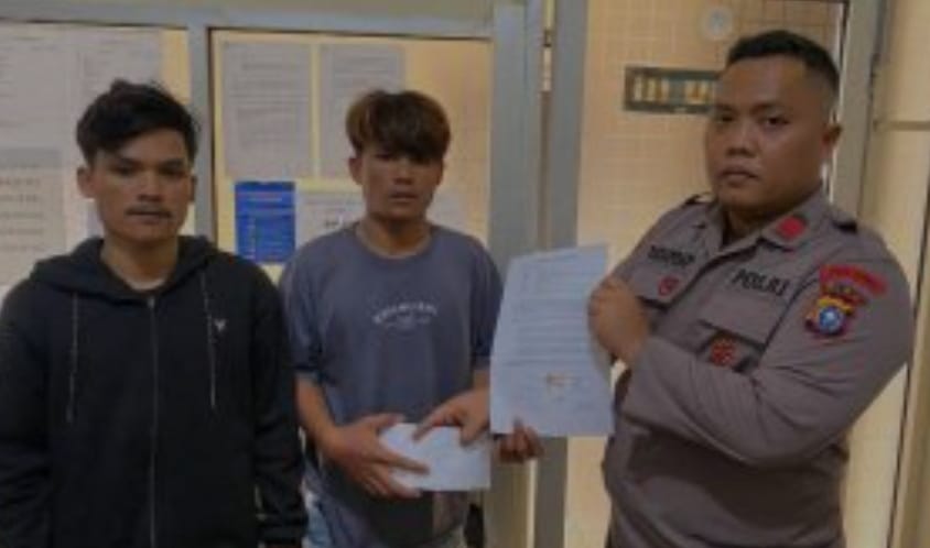 Pengendara Mobil Brimob Polda Riau Tabrak Motor Berujung Damai