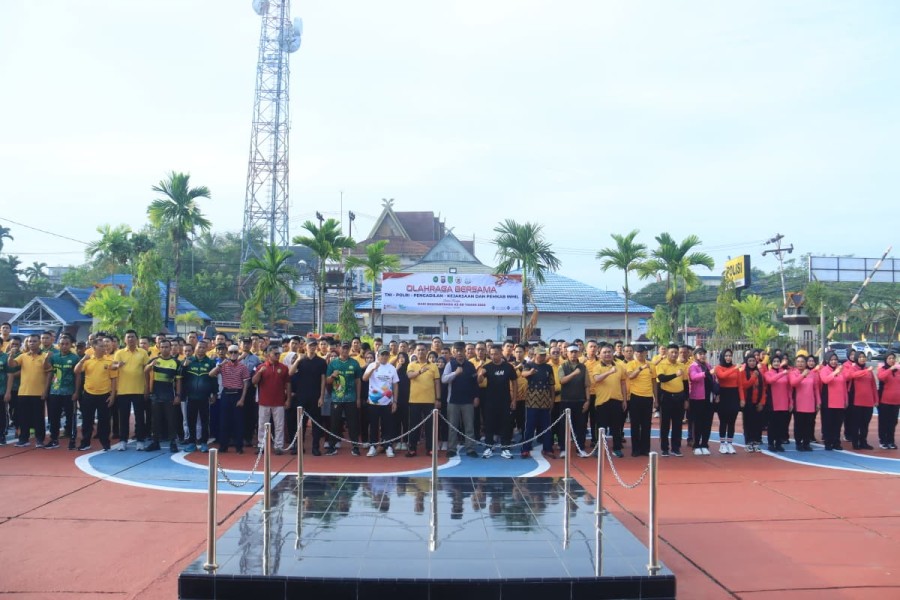 Polres Indragiri Hilir Gelar Pekan Olahraga Polri dan Salurkan 200 Paket Bansos Sambut Hari Bhayangkara ke-80