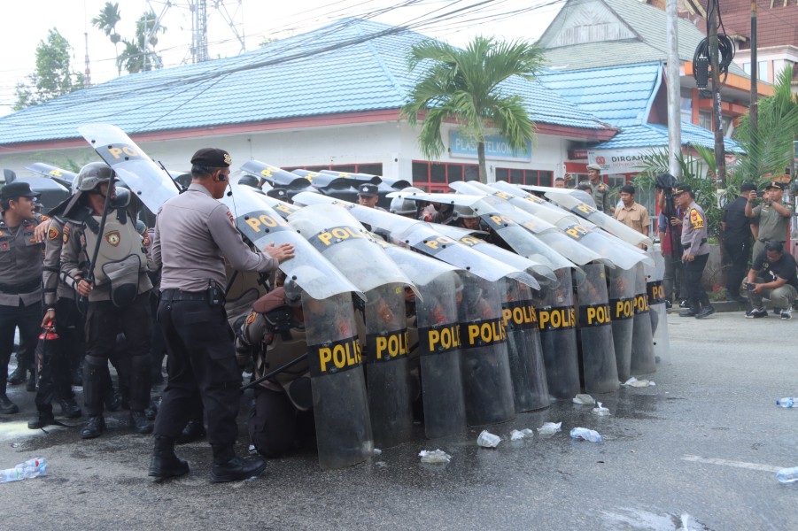 Polres Inhil Gelar TFG, SISPAMMAKO, dan SISPAMUNRAS, Wakapolda Riau bersama Rombongan  Turun Langsung Menilai