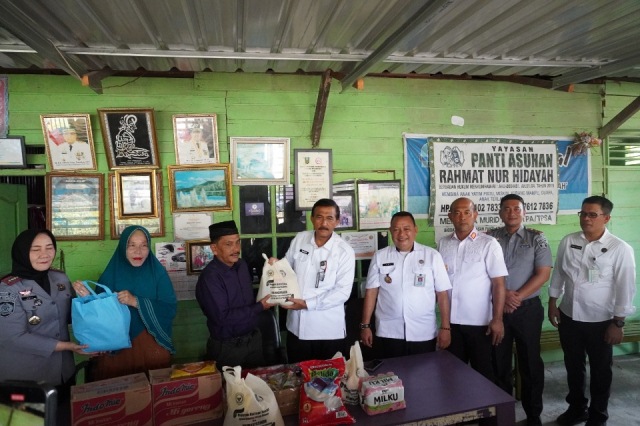 HBP ke-61, Rutan Pekanbaru dan Kanwil Ditjenpas Riau Gelar Bakti Sosial dan Penghijauan