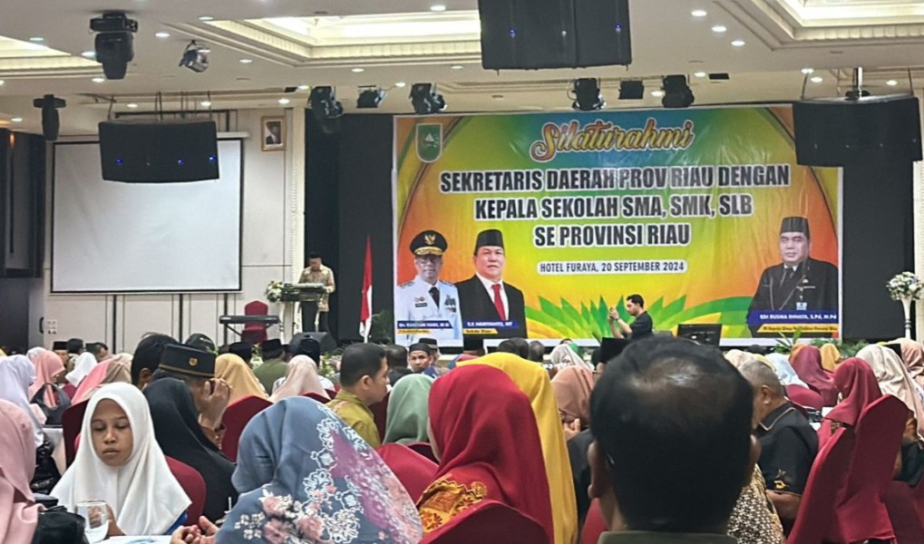 Ada Dugaan Intervensi dan Intimidasi, SF Hariyanto Janji Naikkan Tunjangan Kepsek SMA/SMK se-Riau