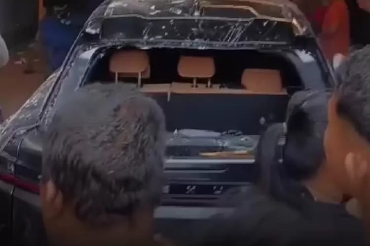 Rumah Ahmad Sahroni di Tanjung Priok Diserbu Massa, Mobil Rusak dan Barang Dijarah
