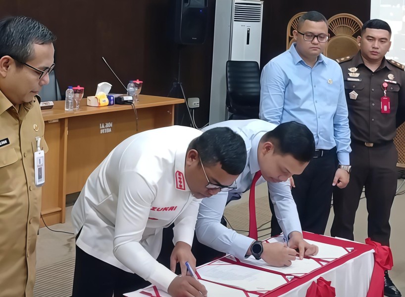 Pemkab Pelalawan-Kejari Teken MoU Pendampingan Hukum Terkait Program CSR