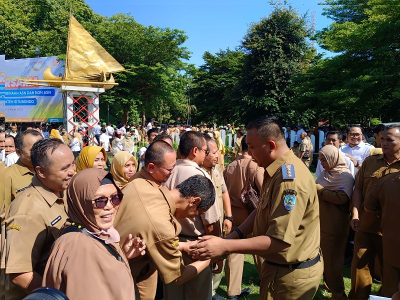 Bupati Situbondo Peringatkan ASN: Hentikan Praktik Politik di Lingkungan Kerja