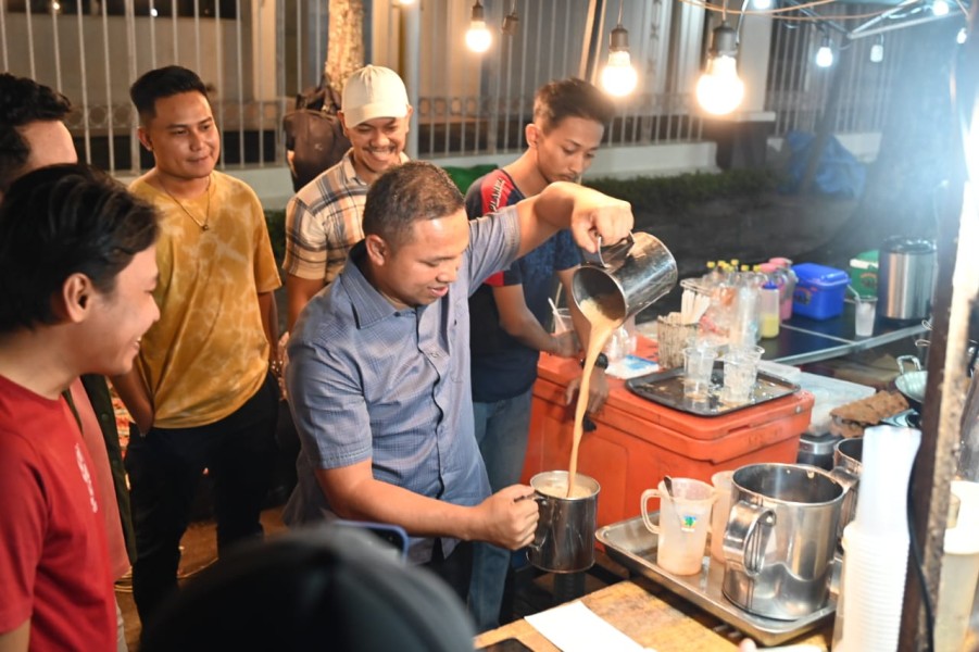Dorong UMKM Tumbuh, Abdul Wahid Dengarkan Aspirasi Forum Pedagang Wisata Kuliner Pekanbaru