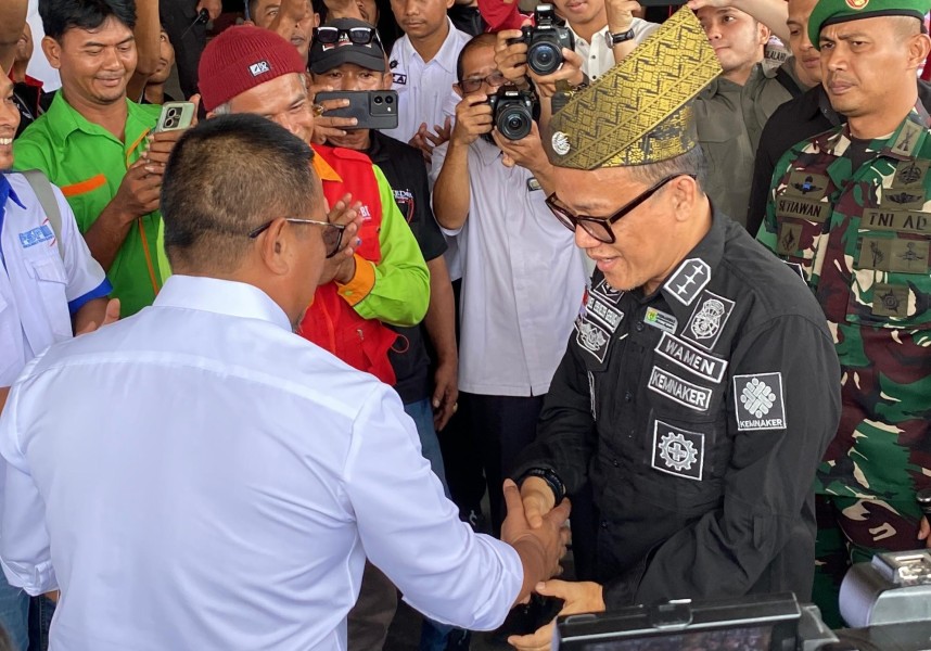 Bupati Zukri Minta Dukungan Wamenaker Bangun Balai Latihan Kerja di Pelalawan