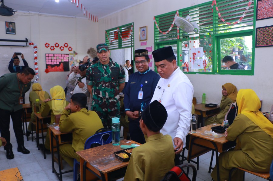 Dinas Pendidikan Pekanbaru Siapkan Dapur Umum untuk Program Makan Siang Gratis