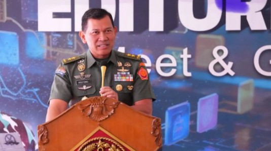 Panglima TNI Rotasi 414 Jabatan Strategis, Termasuk Kapuspen Mabes dan Wagub AAU