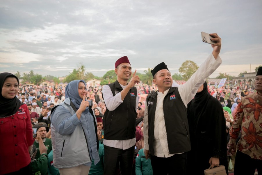 Kampanye di Duri, UAS Ajak Masyarakat Dukung Abdul Wahid Gubernur dan Kasmarni Bupati