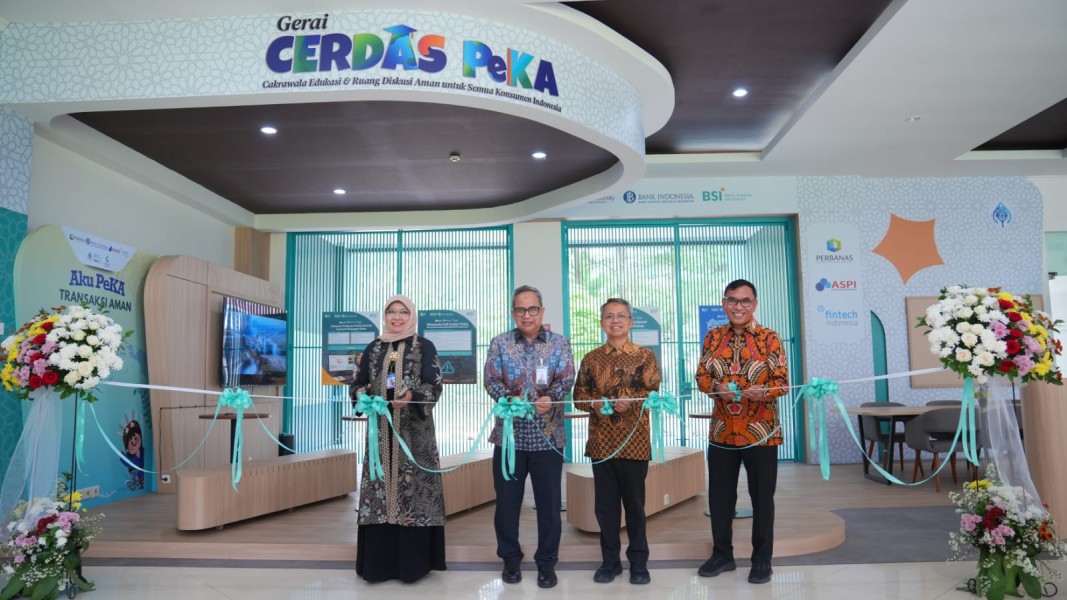 BSI Buka Gerai CERDAS PeKA di IPB University, Perkuat Edukasi Pelindungan Konsumen di Lingkungan Kampus