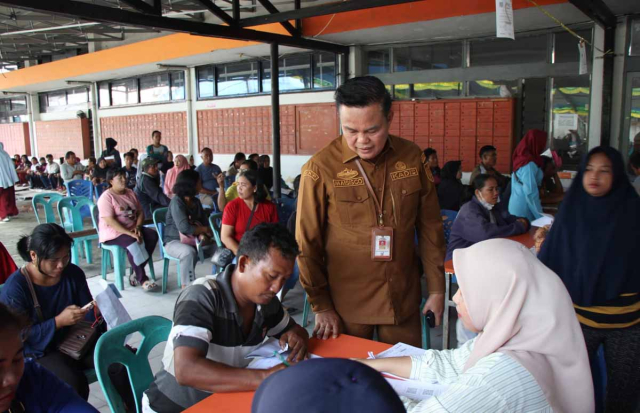 Pemko Pekanbaru Mulai Menyalurkan Bantuan Beras CPP Tahap Tiga