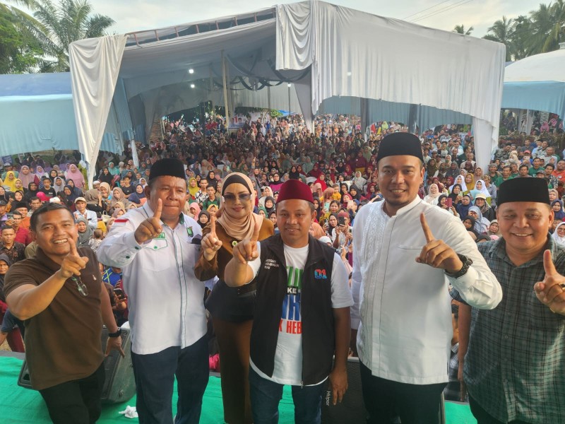 Kampanye di Kelayang Inhu, Abdul Wahid dan Ade Agus Hantanto Akan Kolaborasi Perbaiki Jalan Inhu-Taluk