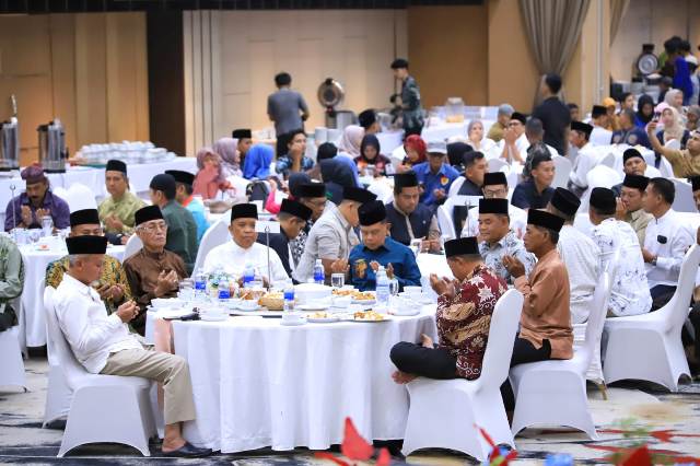 Silaturahmi Ramadan di Pekanbaru, Bupati Asmar Serap Aspirasi Warga Meranti di Perantauan