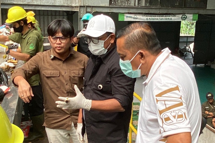 Kunjungi Taman Safari Bogor, Bupati Zukri: Sistem IWM Bisa Jadi Model Pengelolaan Sampah di Pelalawan