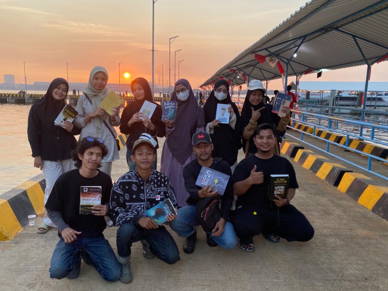 Anak Muda Memanfaatkan Weekend Dengan Kegiatan Positif TBM Insan Cita Gelar 