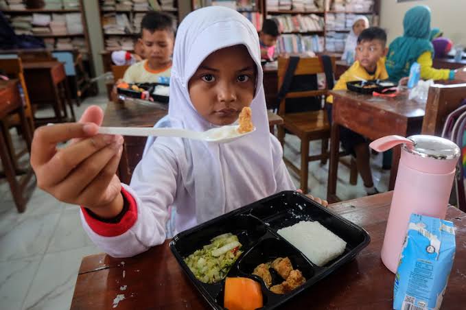 Program Makan Siang Gratis di Pekanbaru Tunggu Juknis