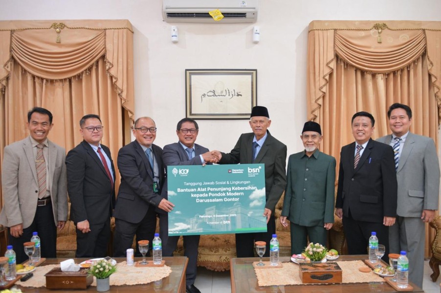 Dari Kuliah Umum hingga Aksi Sosial, BSN Kolaborasi dengan Gontor