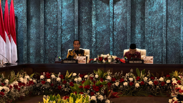 Jokowi Pimpin Sidang Kabinet Terakhir di IKN