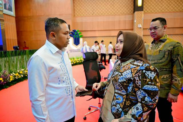 Riau Serius Tarik Investor: Gubernur dan Bupati Bertemu Menteri Investasi Bahas Hilirisasi dan Infrastruktur