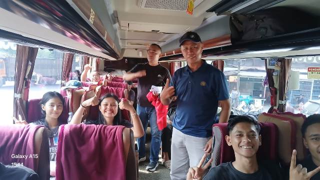 FORKI Riau Lepas 11 Atlet ke Kejurnas Karate 2026 di Bandung