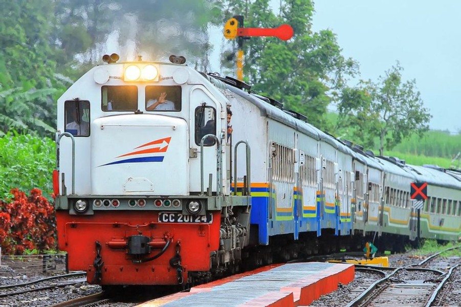 KAI Bandung Umumkan Kebijakan Baru, Mulai Tahun 2025 Tiket Go Show Tak Lagi Tersedia di Beberapa Stasiun