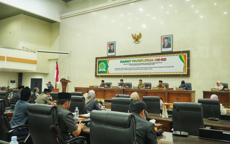 Paripurna Ke-23 DPRD Inhil, Bupati Sampaikan Penjelasan Ranperda Perubahan APBD 2025