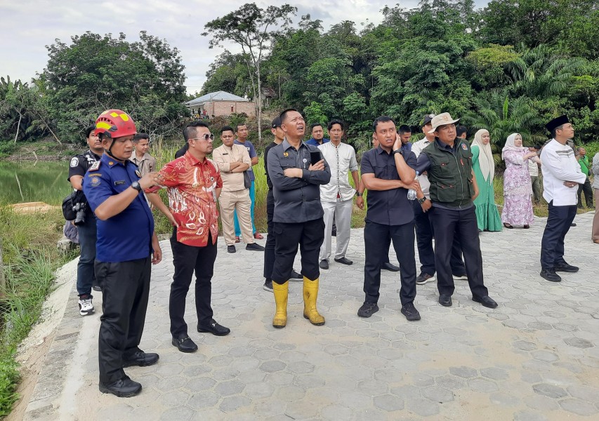 Pj Wako Pekanbaru Pastikan Kebakaran Gedung B9 Sudah Terkendali