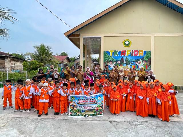 Hari Pertama Sekolah, Bupati Asmar Pastikan MPLS Ramah Berjalan Optimal di Kepulauan Meranti