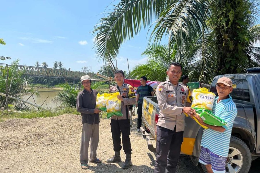 Wujud Kepedulian Poliri Terhadap Kestabilan Harga Pangan, Polres Inhu Gelar Pasar Beras Murah