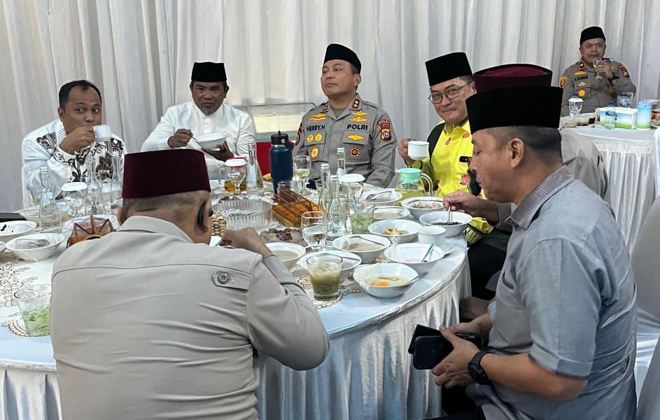Safari Ramadan di Pelalawan, Kapolda Riau Apresiasi Kebersamaan Pemerintah dan Polri