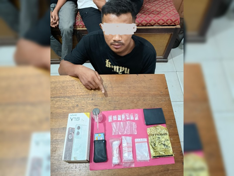Grebek Rumah Pengedar di Toro Jaya, Polsek Ukui Bekuk Pelaku dan Sita 7 Paket Sabu