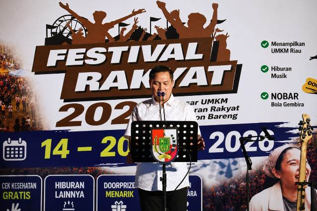 Kodam XIX Tuanku Tambusai Resmikan Festival Rakyat 2026, UMKM hingga Nobar Piala Dunia Jadi Daya Tarik