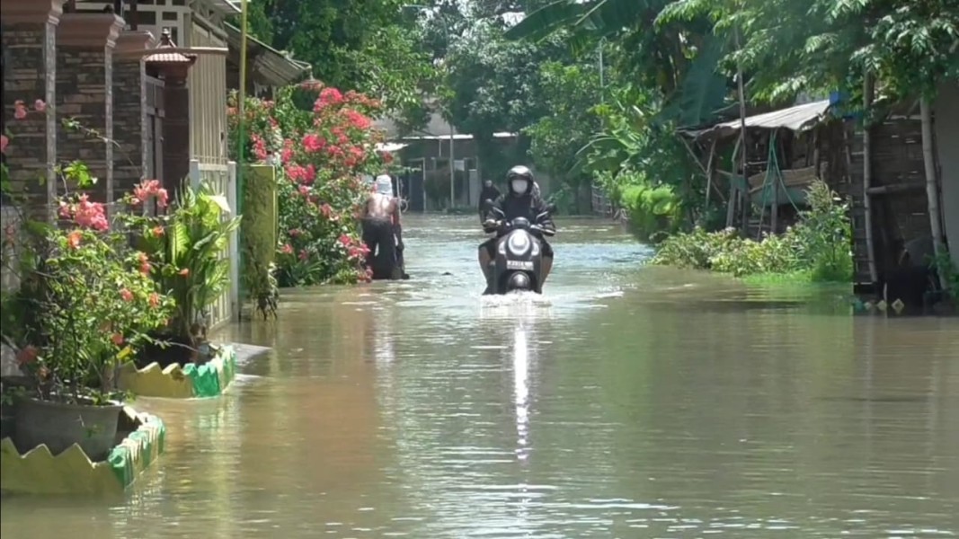 Sungai Mbah Gepuk Meluap, Perumahan Bumi Cabean Asri Sidoarjo Terendam Banjir