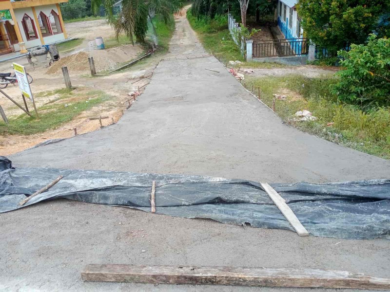 Tuduhan Mark-Up Jalan Desa Bukit Meranti Dibantah, Proyek Sesuai RAB dan Spesifikasi