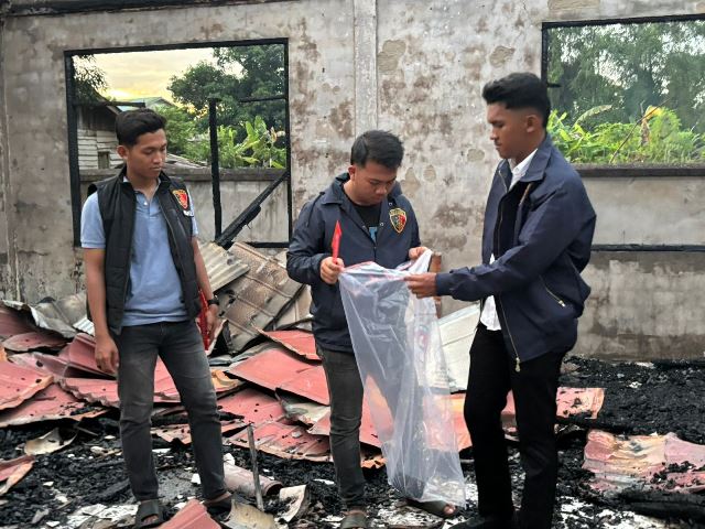 Satreskrim Polres Meranti Lakukan Olah TKP Kebakaran di Madrasah Al - Muhtadin
