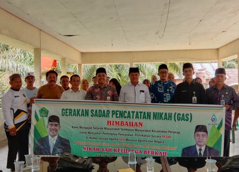 Tingkatkan Kesadaran Hukum, Pemdes Baturijal Barat dan KUA Peranap Gelar Sosialisasi Nikah Resmi