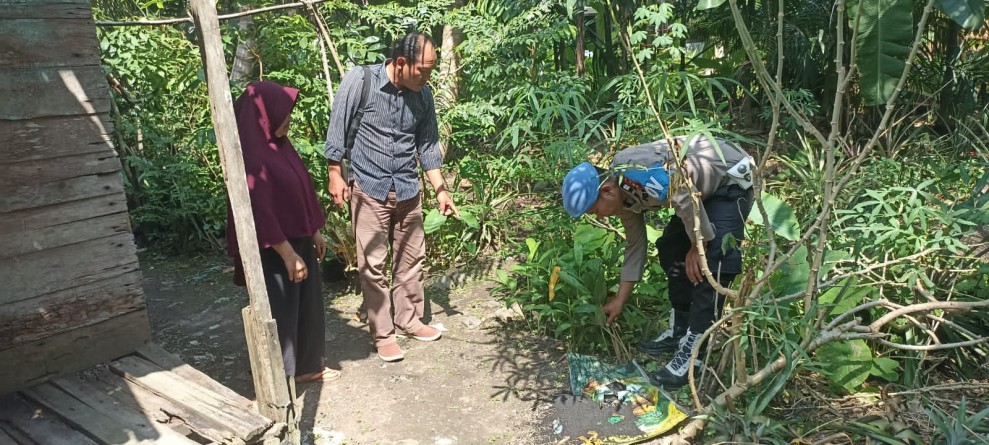 Dukung Ketahanan Pangan Personel Polsek Enok berkolaborasi dengan Warga Binaannya Kelola Lahan Jadi Produktif