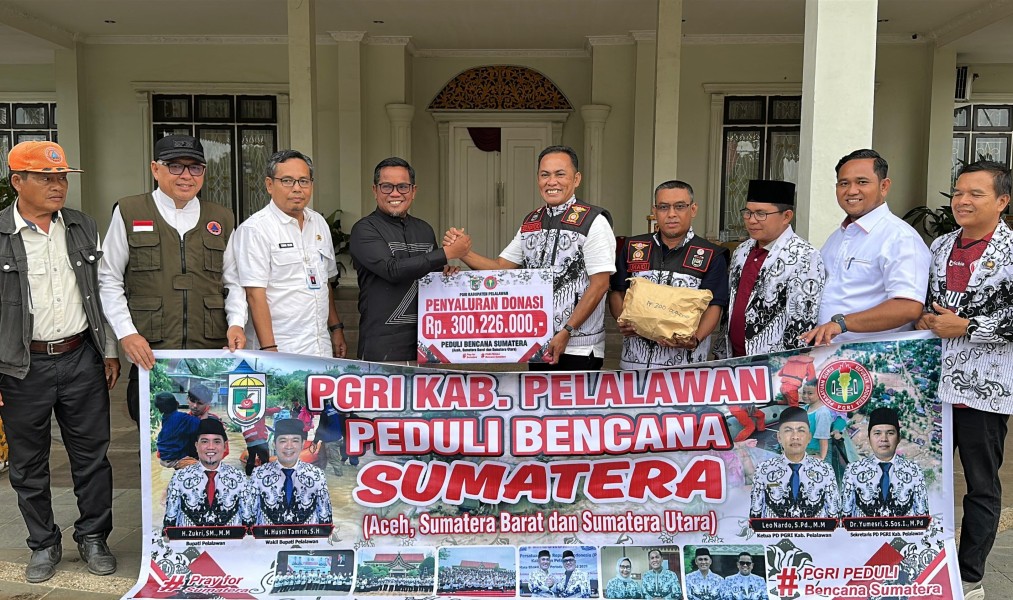 Pemkab Pelalawan Terima Donasi Rp300 Juta Lebih dari PGRI untuk Korban Bencana Alam Sumatera