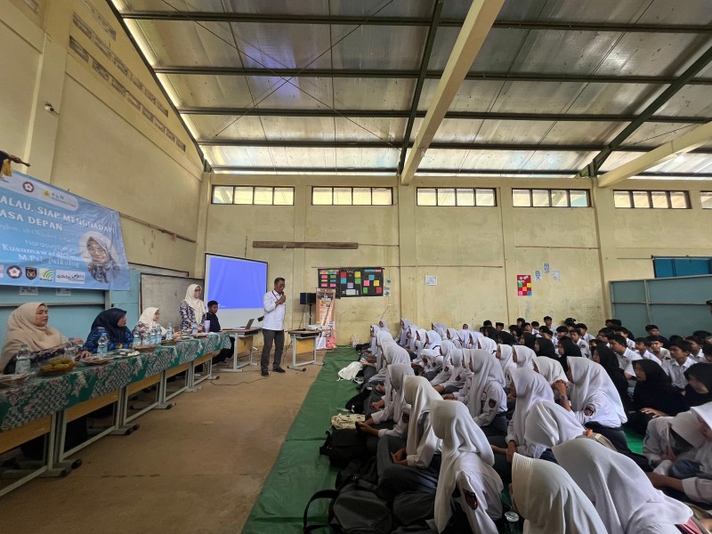 Bekali Generasi Muda Hadapi Tantangan Kolaborasi UBP Saguling dan PIKK dalam Penyuluhan Remaja